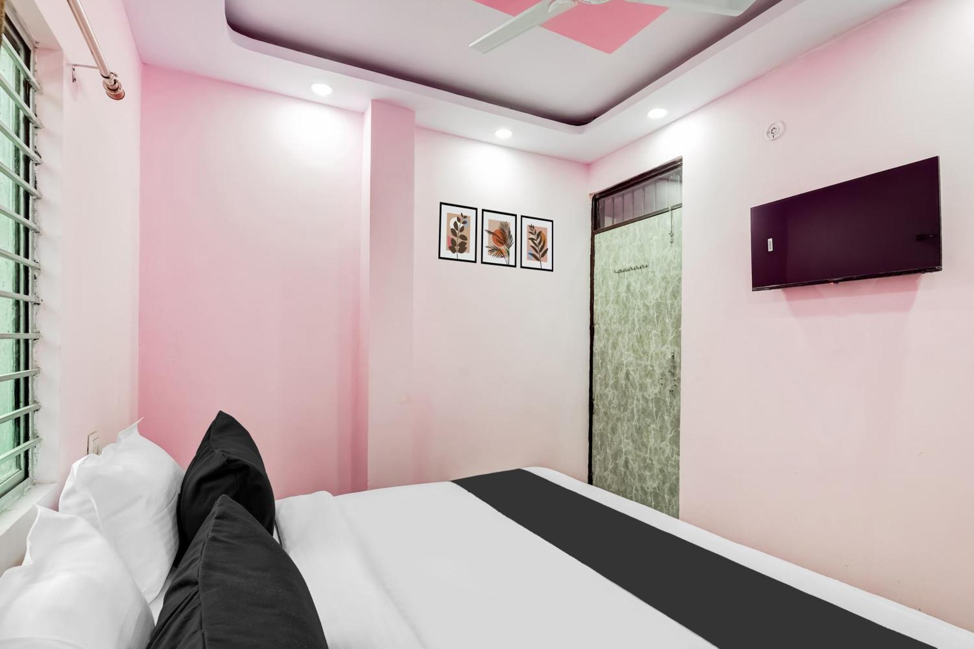 Hotel O Govind Residency Nuova Delhi Esterno foto