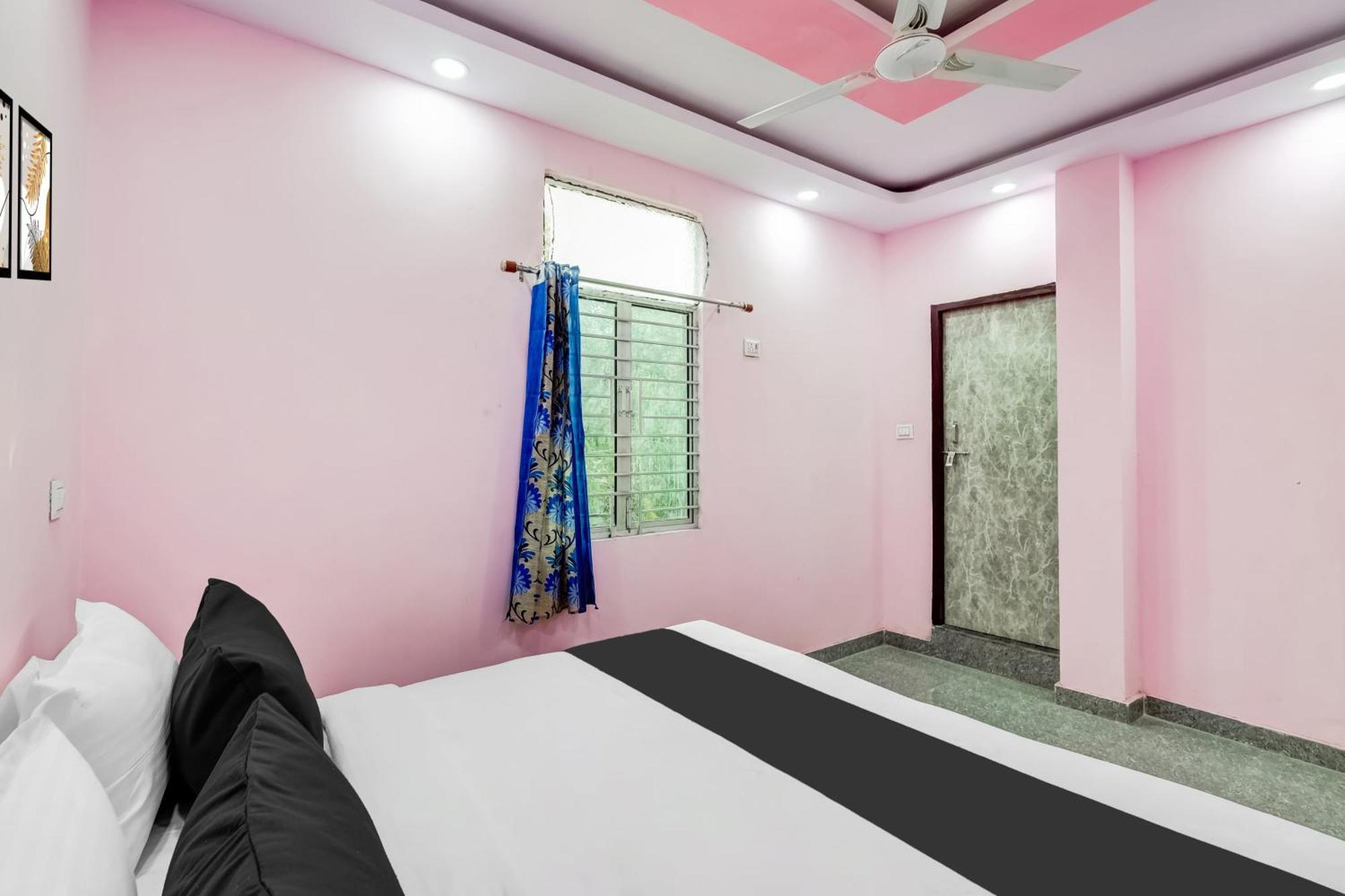 Hotel O Govind Residency Nuova Delhi Esterno foto