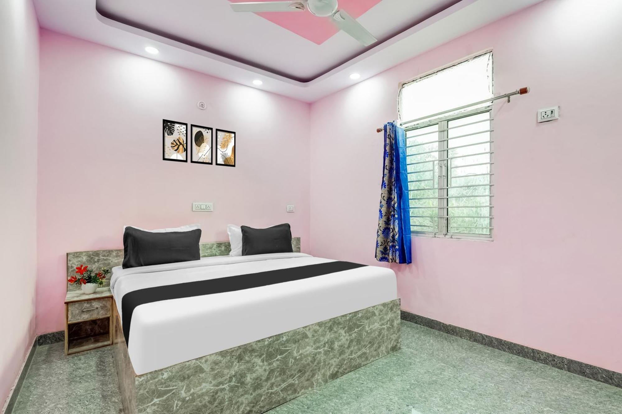 Hotel O Govind Residency Nuova Delhi Esterno foto